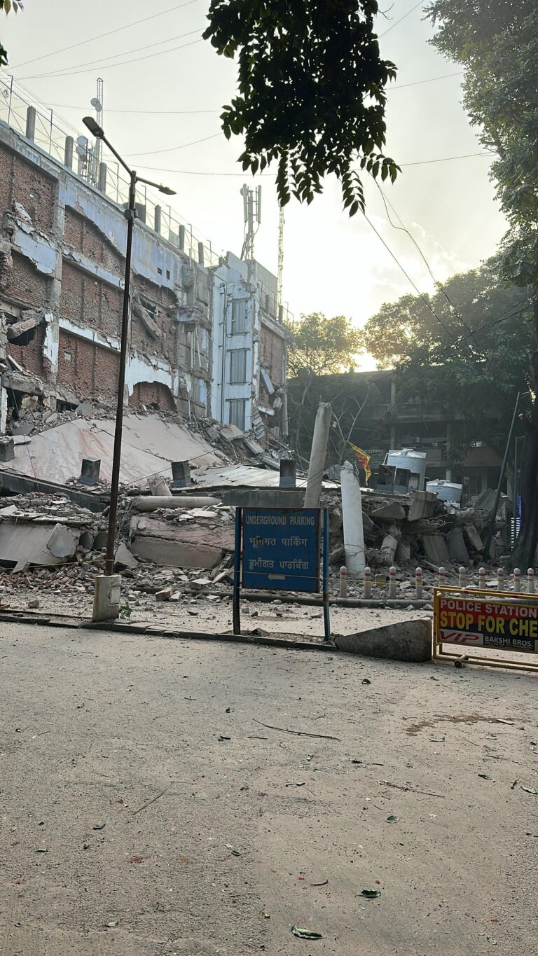 Chandigarh: Chunk of Mahfil Building in Sector 17 Collapses; Major Accident Saved