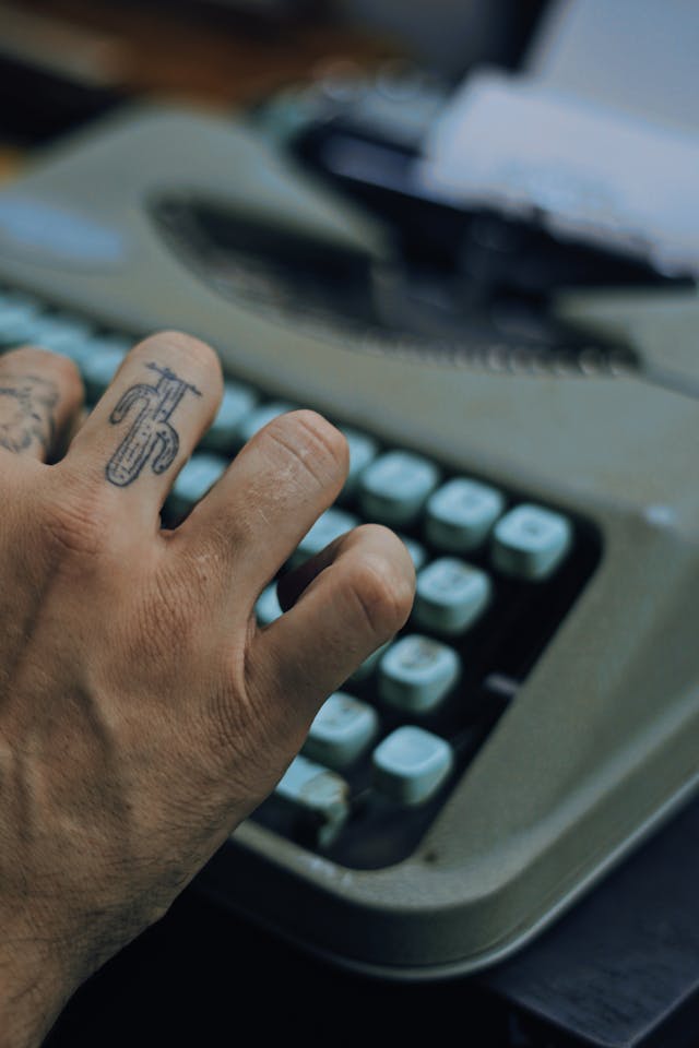 Finger Tattoos: A Stylish and Meaningful Art Form