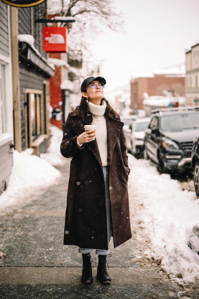 Winter fashion woman